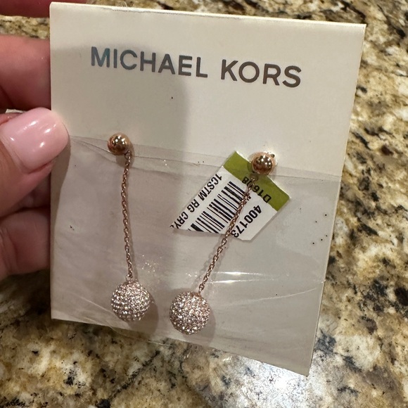 Michael Kors Sparkling Rose Gold Earrings - Picture 1 of 2